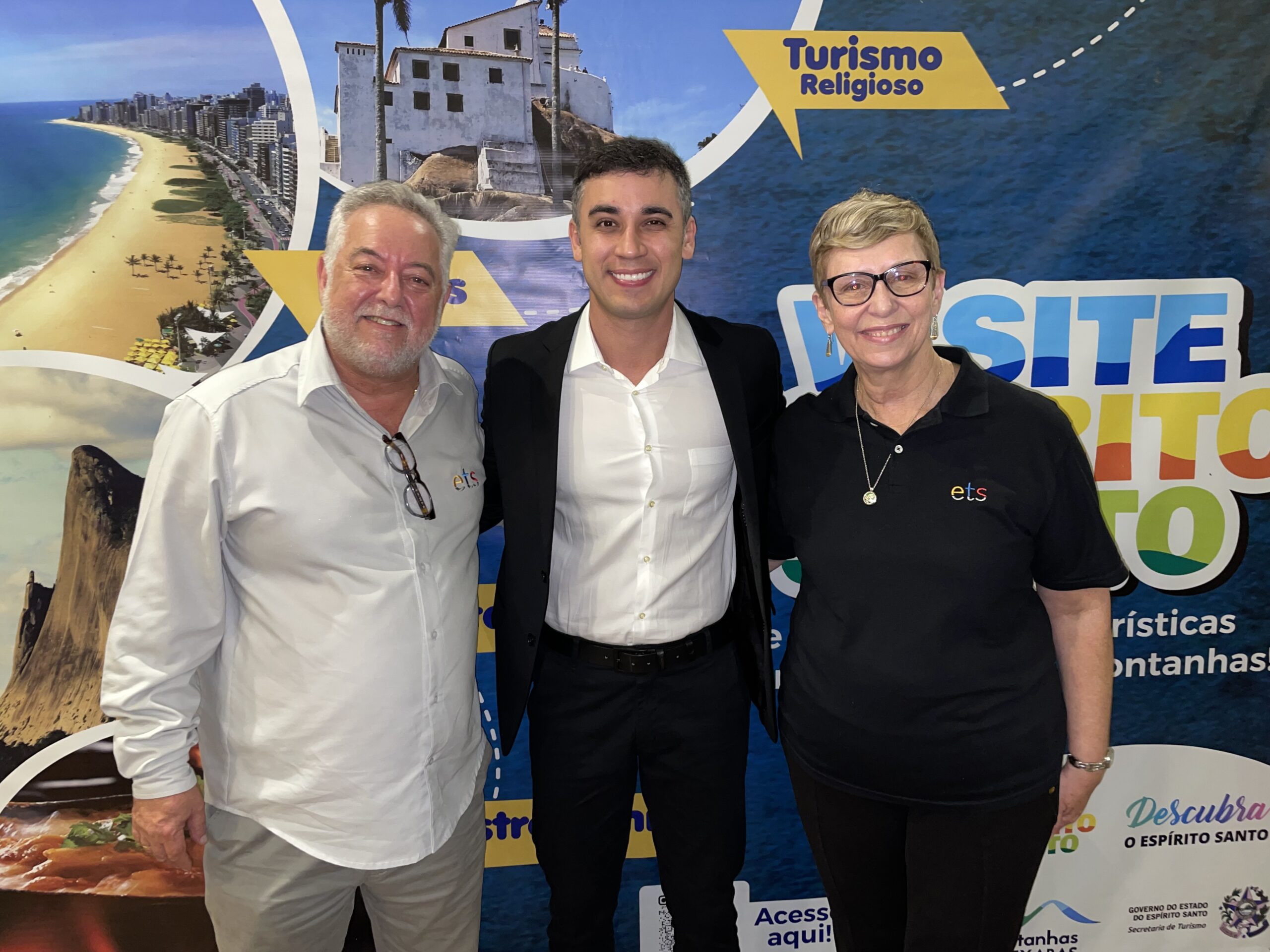Michael Barkoczy, Weverson Valcker Meireles e Barbara Picolo Michael Barkoczy, Weverson Valcker Meireles e Barbara Picolo