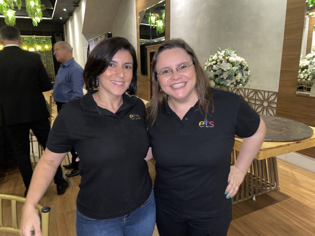 Amanda Santana e Christiane Domingos, da ETS