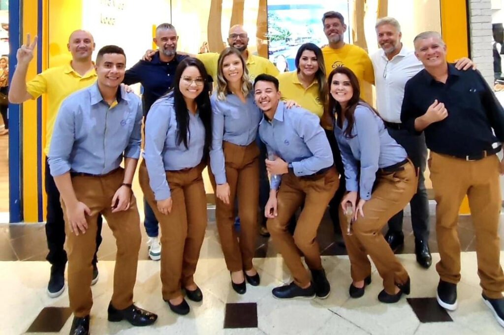Loja CVC Taubate Shopping CVC inaugura mais três lojas em São Paulo