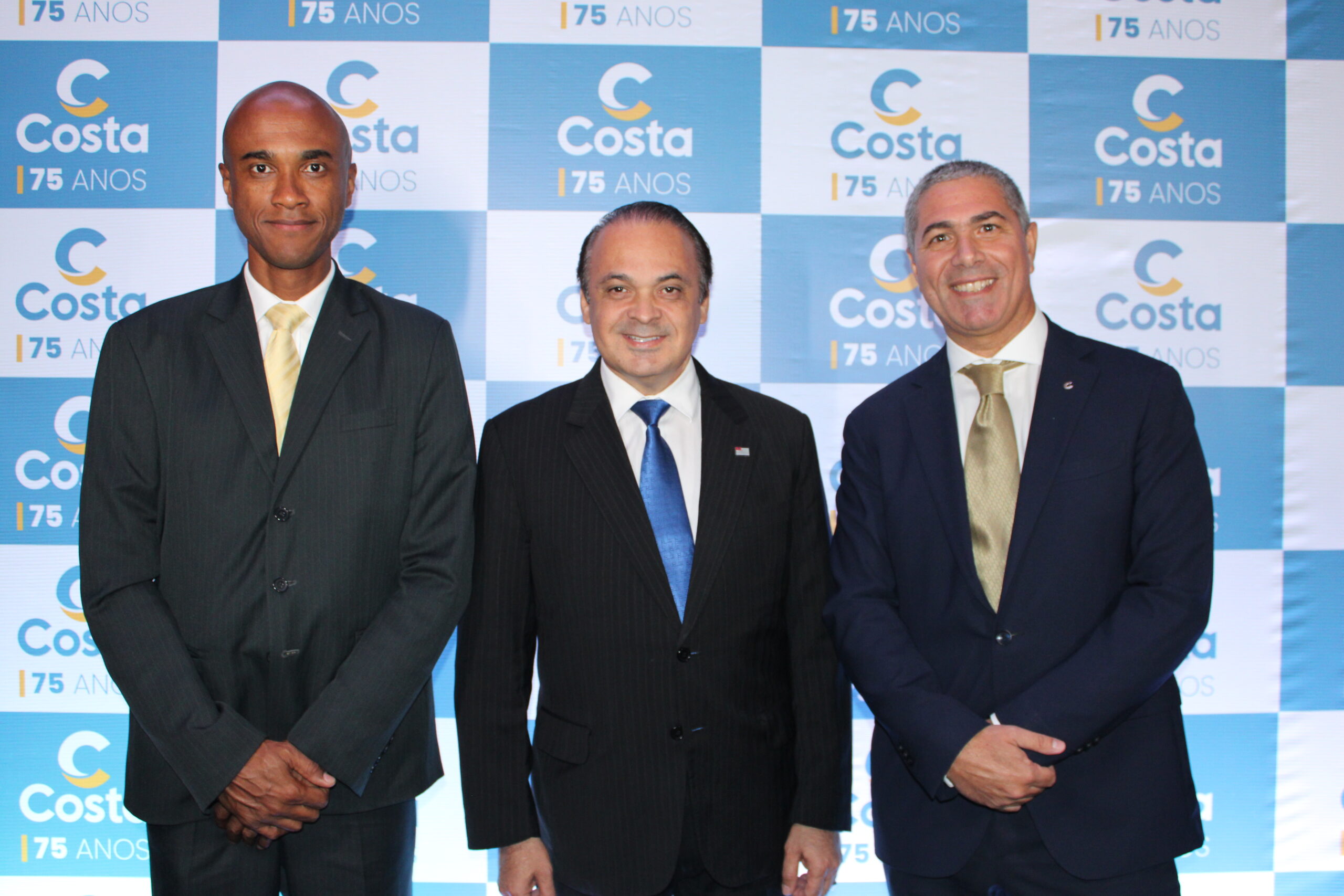 Luis Sobrinho e Roberto de Lucena, da Setur-SP, com Dario Rustico, da Costa Luis Sobrinho e Roberto de Lucena, da Setur-SP, com Dario Rustico, da Costa