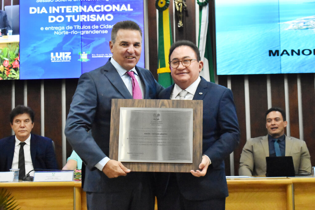 Manoel Linhares Cidadao norte rio grandense Manoel Linhares recebe o título de Cidadão Norte-Rio-Grandense