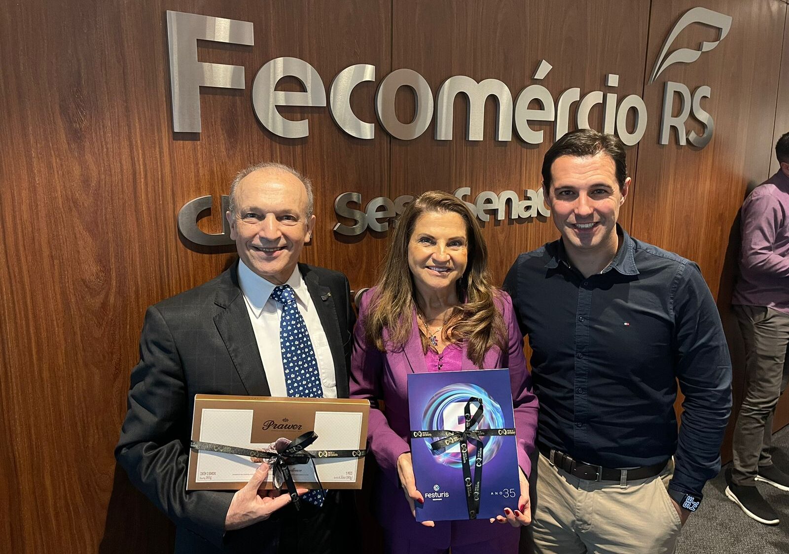 CEOs do Festuris apresentam novidades da feira para membros da Fecomércio-RS CEOs do Festuris apresentam novidades da feira para membros da Fecomércio-RS
