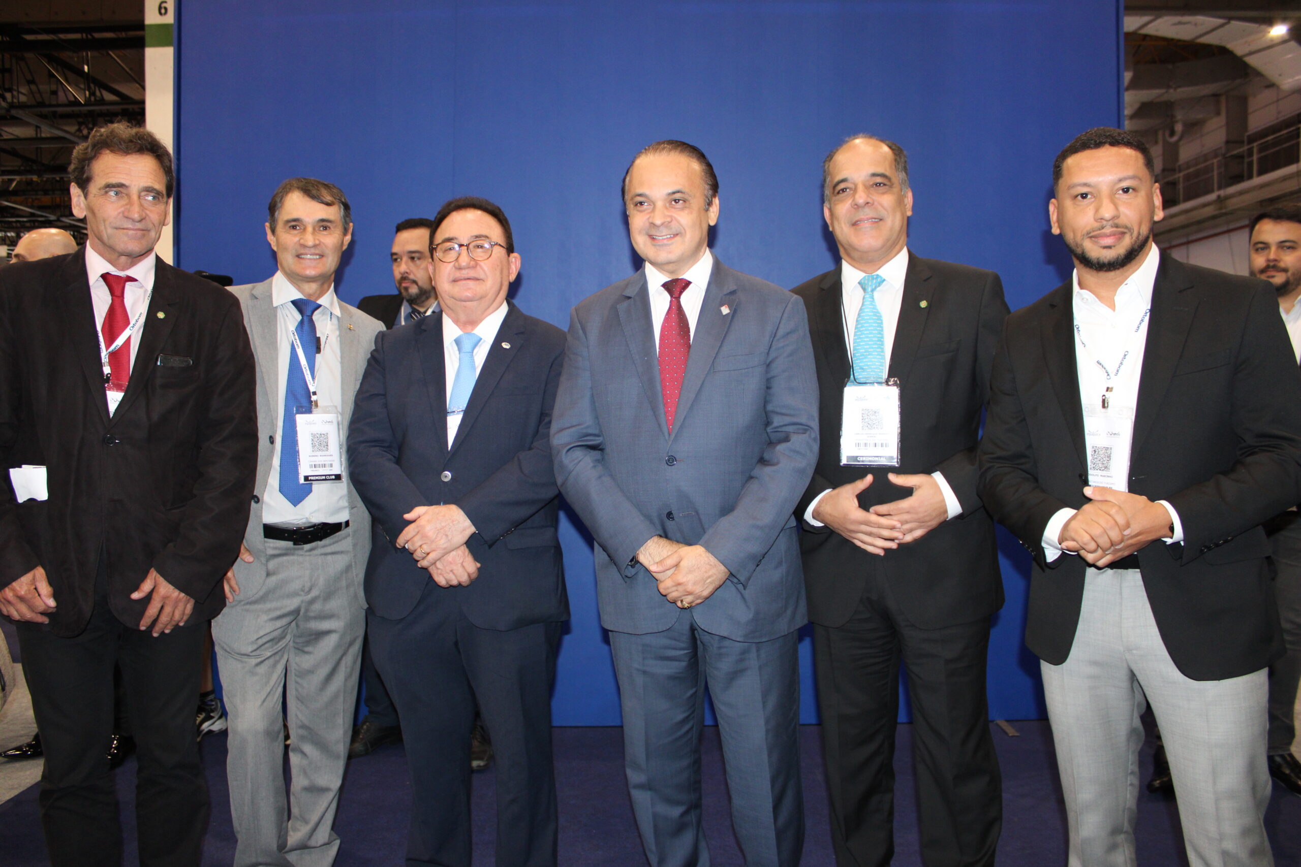 Milton Zuanazzi, do MTur, Romero Rodrigues, presidente da Comissão de Turismo da Câmara, Manoel Linhares, Roberto de Lucena, Carlos Henrique Sobral e Rodolfo Marinho