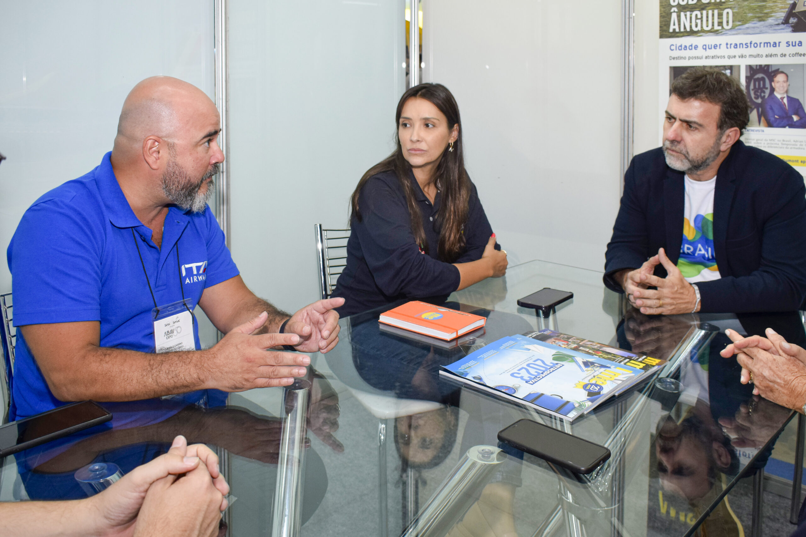 Murilo Cassino, da Ita; Natália Strucchi, do M&E; e Marcelo Freixo, da Embratur Murilo Cassino, da Ita; Natália Strucchi, do M&E; e Marcelo Freixo, da Embratur