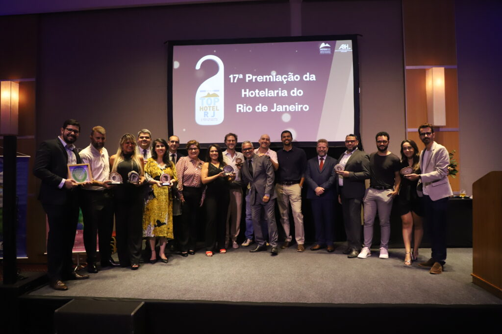 PREMIADOS NO PALCO EDICAO 2022 Prêmio Top Hotel RJ 2023: ABIH-RJ e HotéisRIO abrem inscrições em três categorias