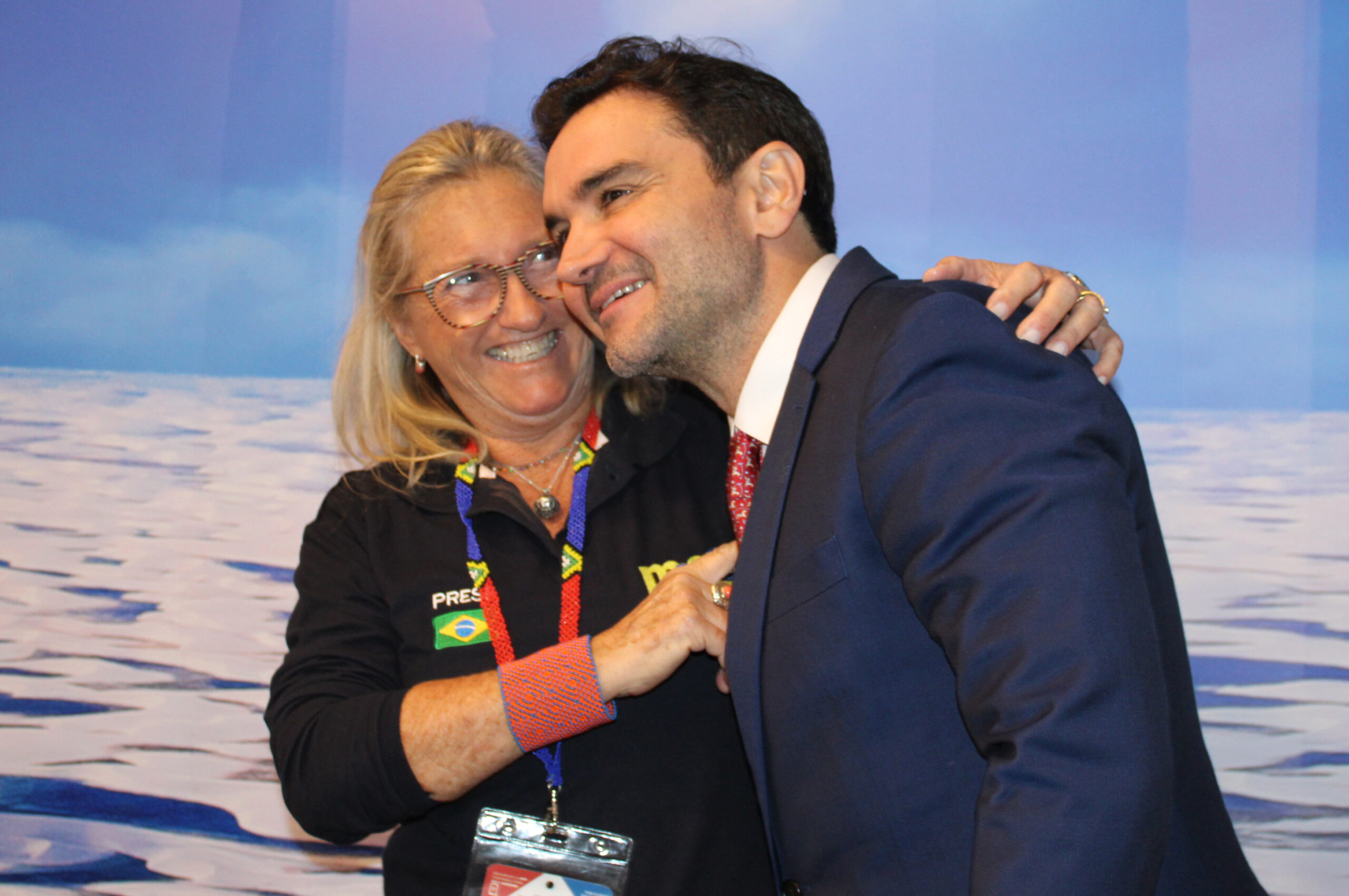 Rosa Masgrau, do M&E, e Celso Sabino, ministro do Turismo Rosa Masgrau, do M&E, e Celso Sabino, ministro do Turismo