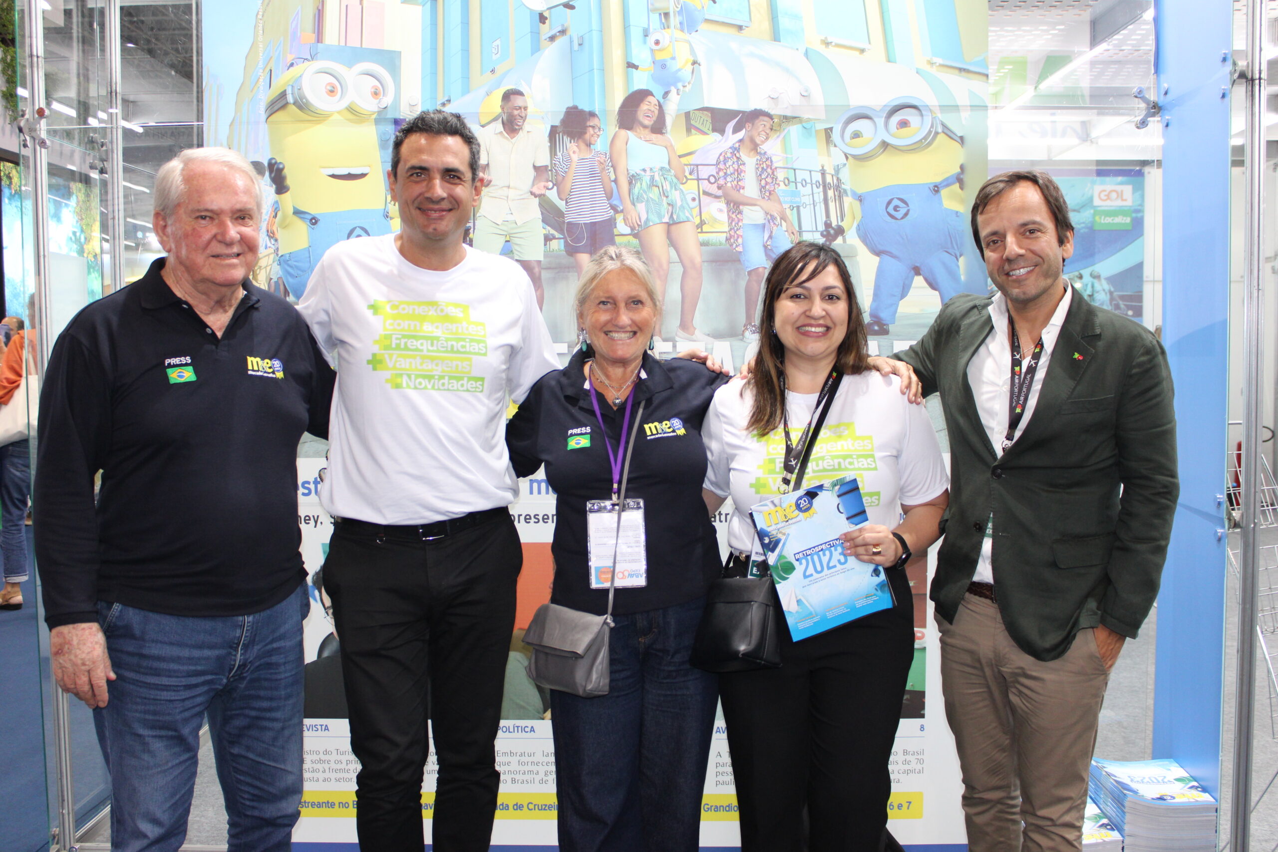 Roy Taylor do M&E, com Carlos Antunes, da TAP, Rosa Masgrau, do M&E, e Suelda Vicente e David Seromenho, da TAP Roy Taylor do M&E, com Carlos Antunes, da TAP, Rosa Masgrau, do M&E, e Suelda Vicente e David Seromenho, da TAP