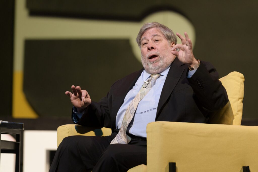 Steve Wosniak Divulgacao Steve Wozniak, cofundador da Apple, realiza palestra na Abav Expo nesta quarta (27)