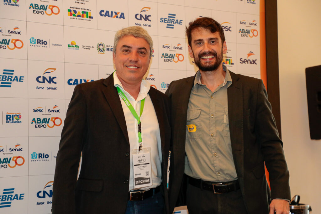 Luciano Guimarães, da Goiás Turismo e Bruno Wendling, do Fundtur MS