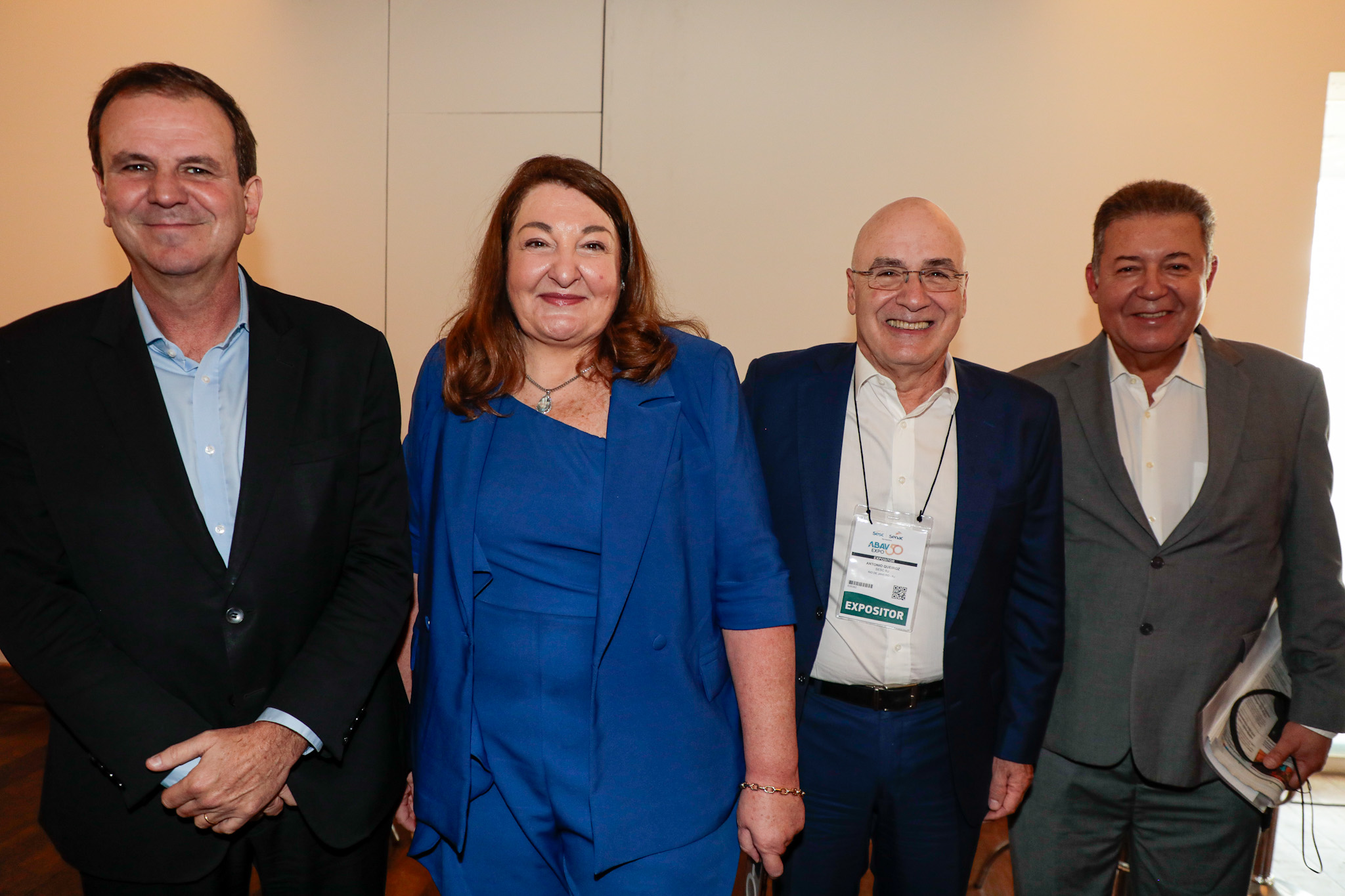 Eduardo Paes, prefeito do Rio de Janeiro, Magda Nassar, Abav Nacional, Antônio Florêncio, da Fecomercio RJ, e Alexandre Sampaio, da CNC