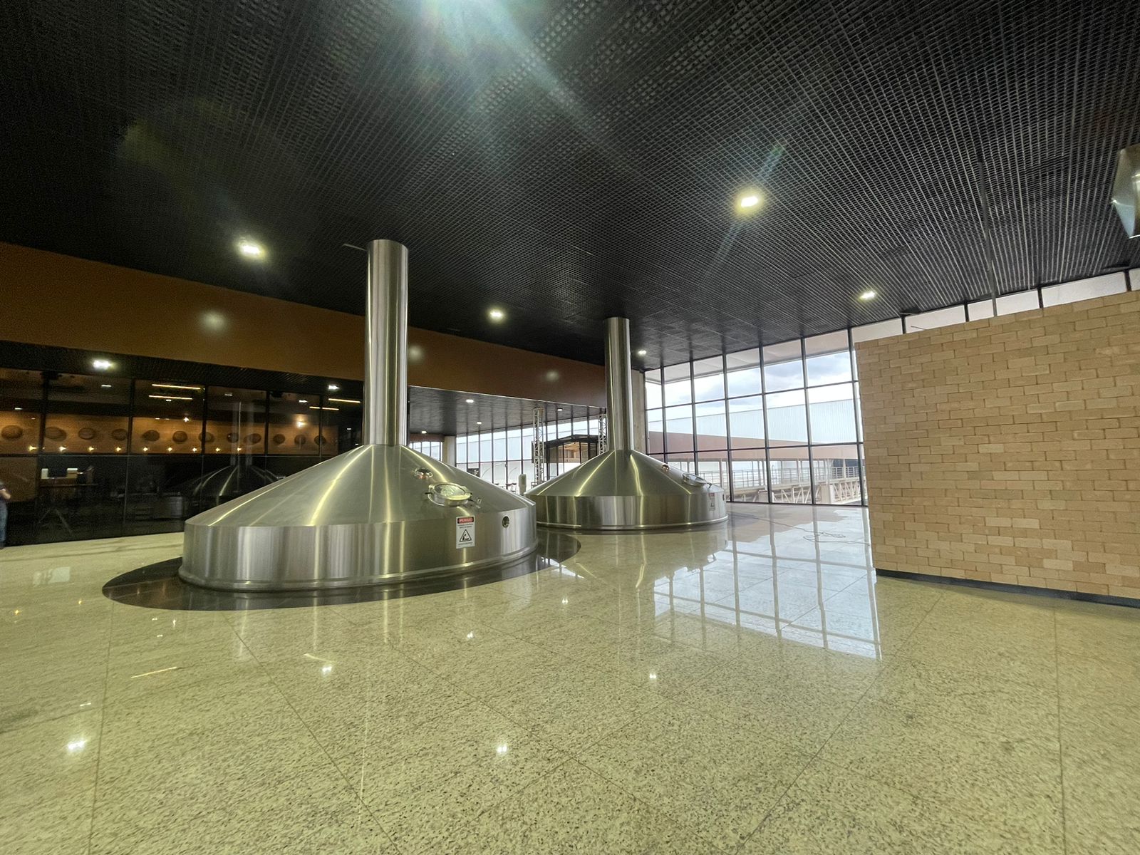 Fábrica da Petrópolis em Uberaba é a mais moderna da América Latina Fábrica da Petrópolis em Uberaba é a mais moderna da América Latina