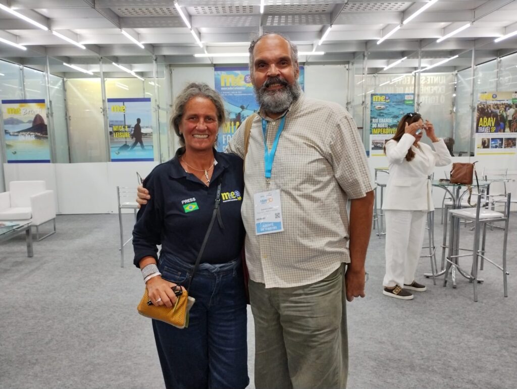 Mari Masgrau, do M&E e Marcelo Jones Guimarães, da Palmitur Turismo e Viagen