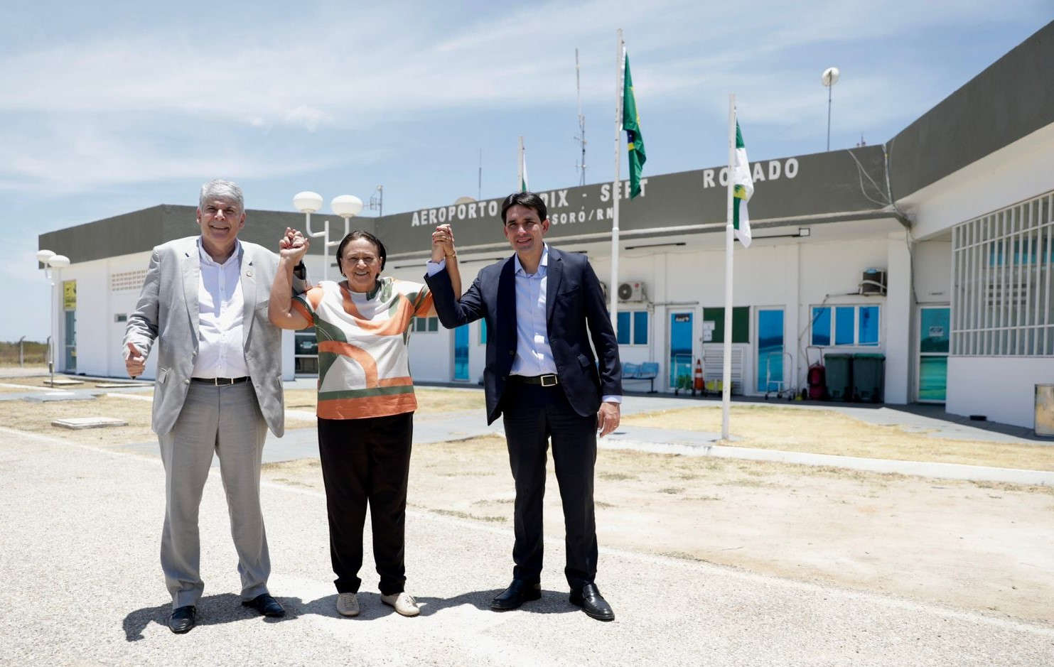 Governo do Rio Grande do Norte transfere outorga do Aeroporto de Mossoró para a Infraero Governo do Rio Grande do Norte transfere outorga do Aeroporto de Mossoró para a Infraero