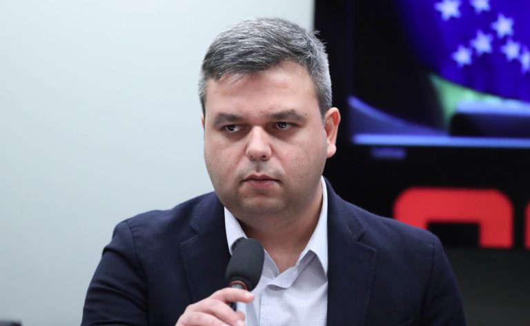 Mercado em 'alta temporada permanente' invibializou negócio da 123 Milhas, diz proprietário Mercado em 'alta temporada permanente' invibializou negócio da 123 Milhas, diz proprietário