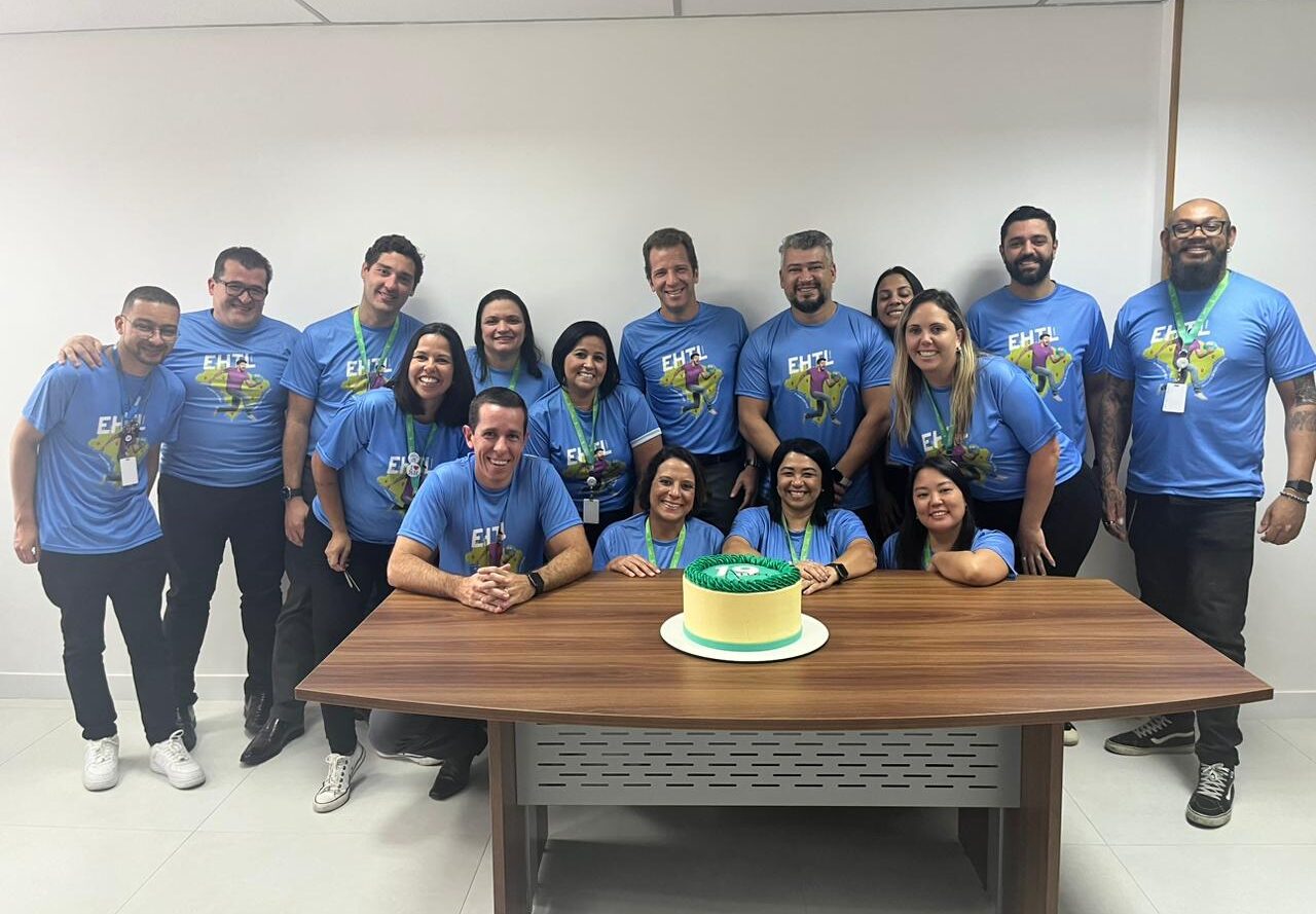 EHTL Viagens celebra 19 anos com festa na sede EHTL Viagens celebra 19 anos com festa na sede
