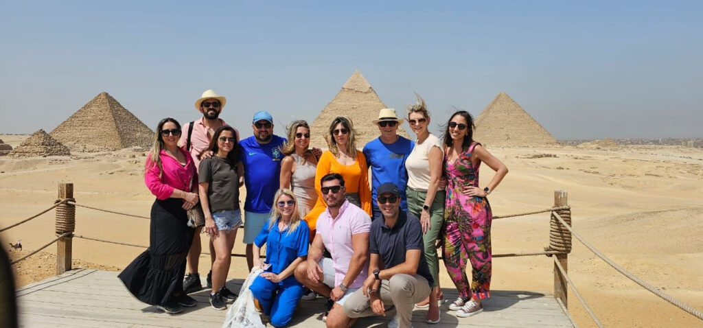 Exclusive Frt realiza famtour em Dubai e no Egito