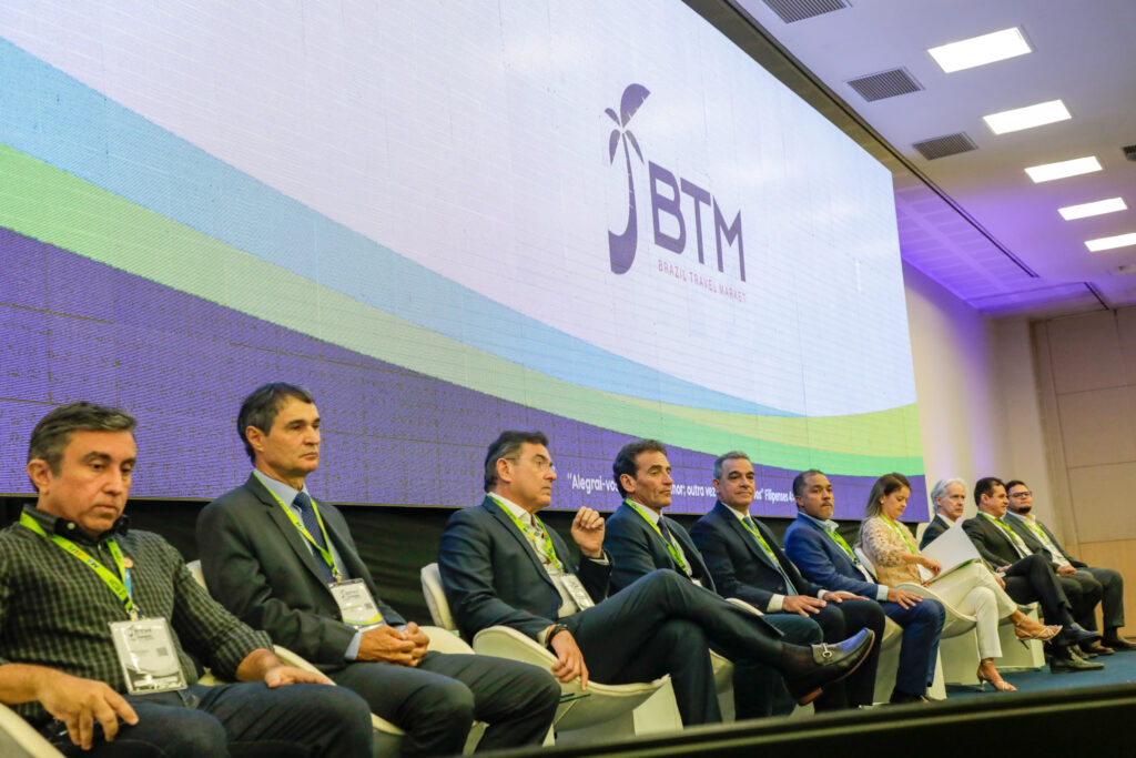 Autoridades do trade na abertura do BTM 2023