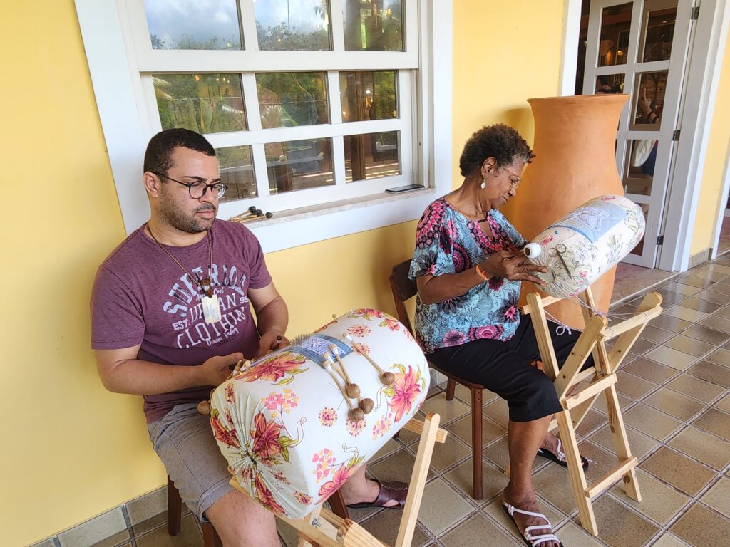 Artesãos locais