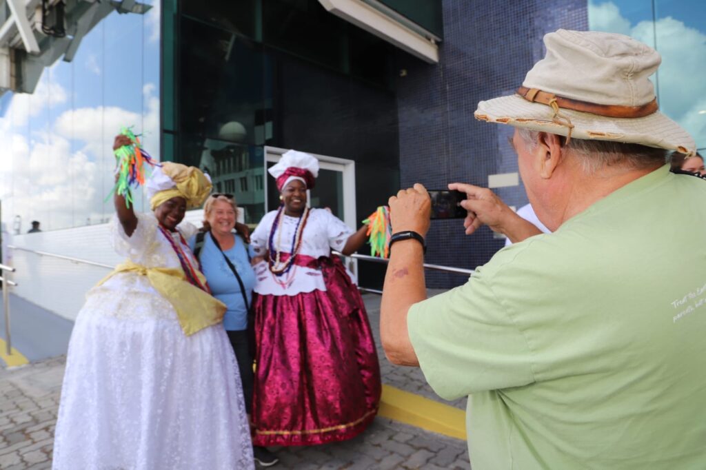 Turismo na Bahia cresce 13% em agosto; taxa de ocupação hoteleira é a maior em 10 anos