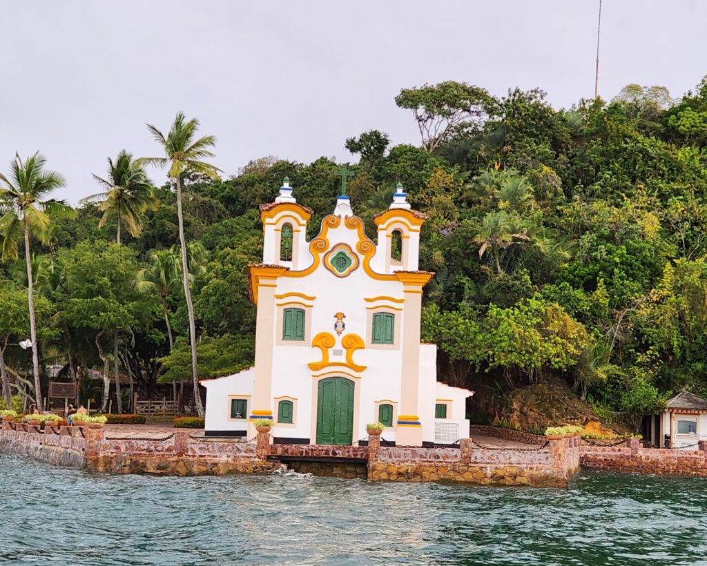 Capela de N. S. do Loreto, de 1645, na Ilha de Bom Jesus dos Pobres