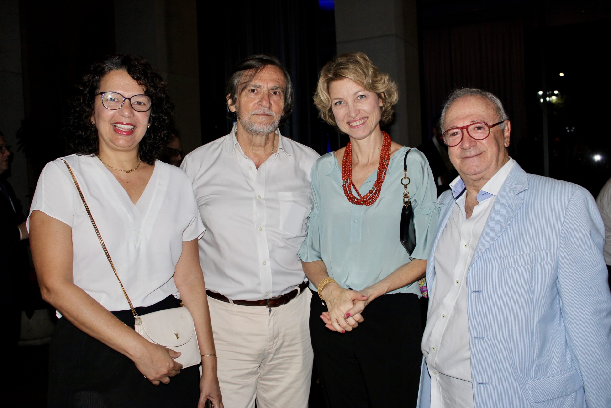 Carla Caldas, da Longe e Perto Viagens, Jean-Phillipe Perol, da Cap Amazon, Caroline Putnoki, da Atout France, e Charlos Chehin, da See The World Viagens Carla Caldas, da Longe e Perto Viagens, Jean-Phillipe Perol, da Cap Amazon, Caroline Putnoki, da Atout France, e Charlos Chehin, da See The World Viagens