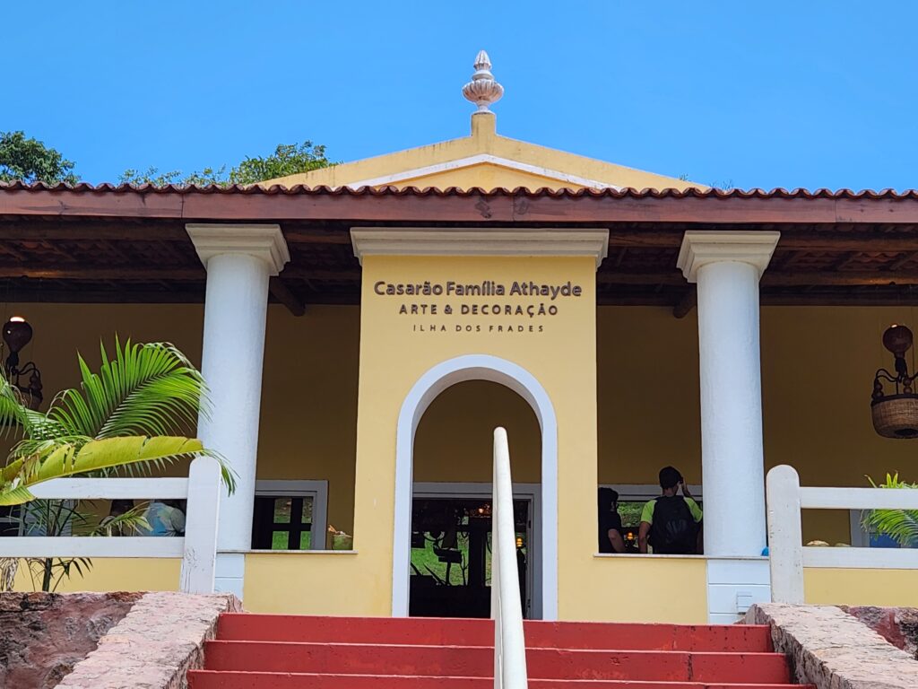 Centro comercial de arte em Ponta NS de Guadalupe