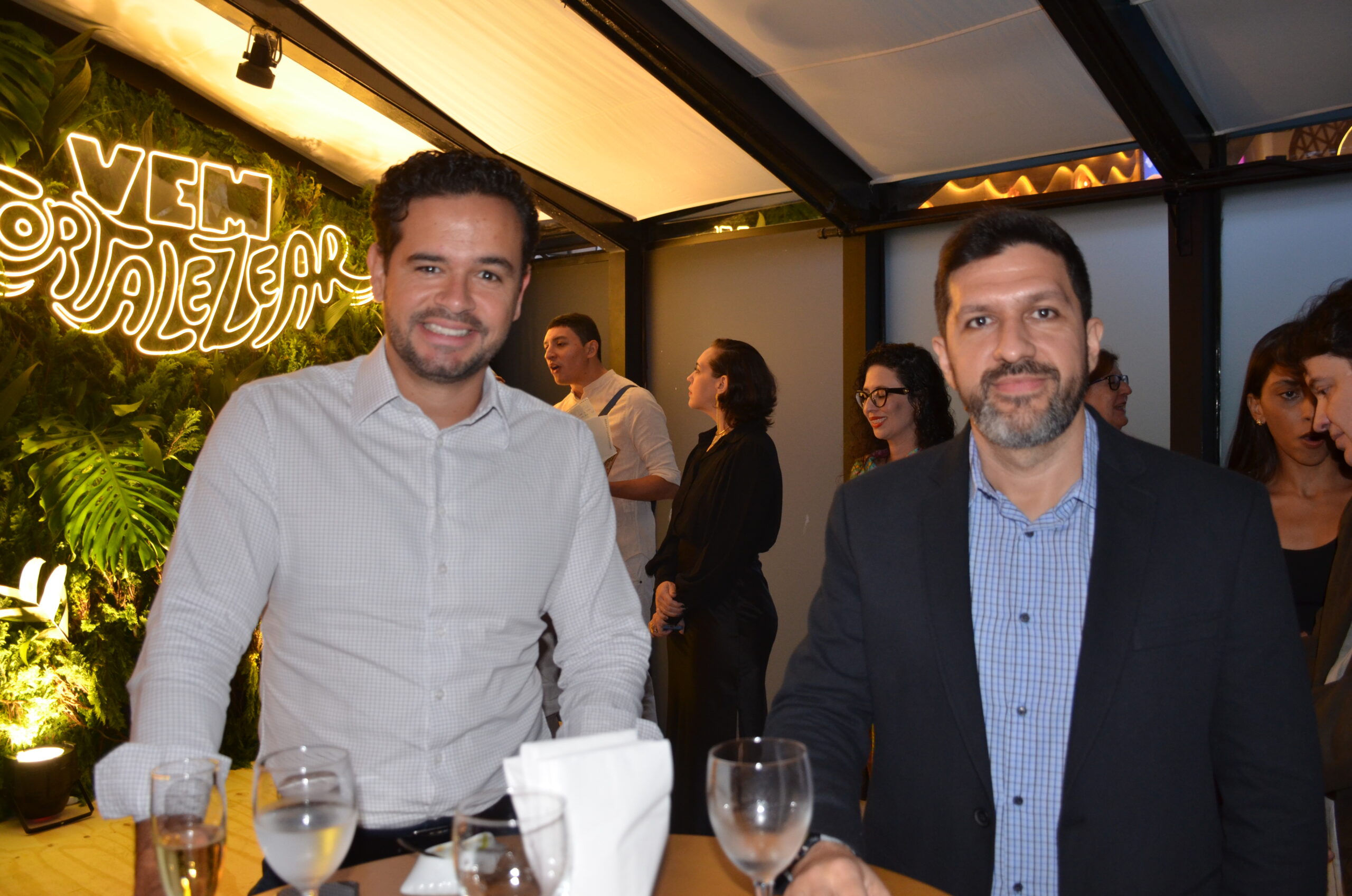 Wanderley Galhiego Junior, da Socicam e Fernando Cassuli, da Expedia Wanderley Galhiego Junior, da Socicam e Fernando Cassuli, da Expedia