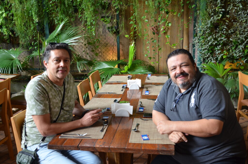 Daniel, da CT Operadora e Marcello Almeida, da Queensberry Daniel, da CT Operadora e Marcello Almeida, da Queensberry