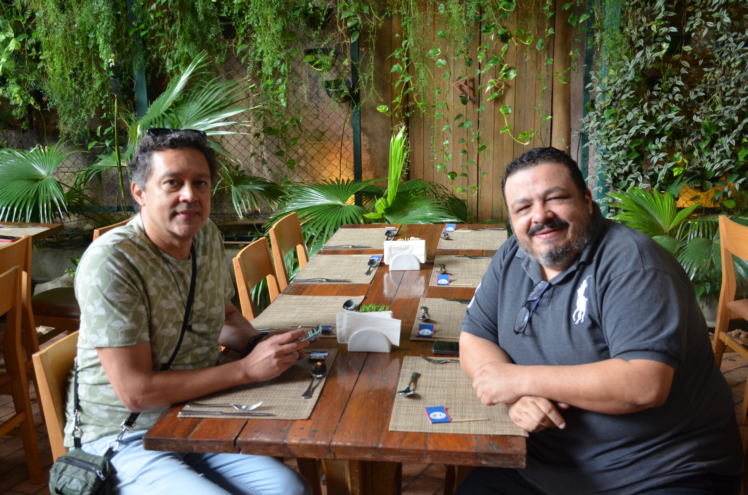 Daniel, da CT Operadora e Marcello Almeida, da Queensberry Daniel, da CT Operadora e Marcello Almeida, da Queensberry
