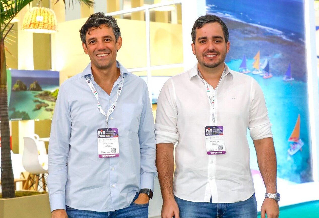 Pernambuco negocia voos para Ilha do Sal, Porto e outros destinos sul-americanos 1 Daniel Coelho secretario de turismo de Pernambuco e Eduardo Loyo presidente da Empetur 1 1 1 e1699538841412 Pernambuco negocia voos para Ilha do Sal, Porto e outros destinos sul-americanos