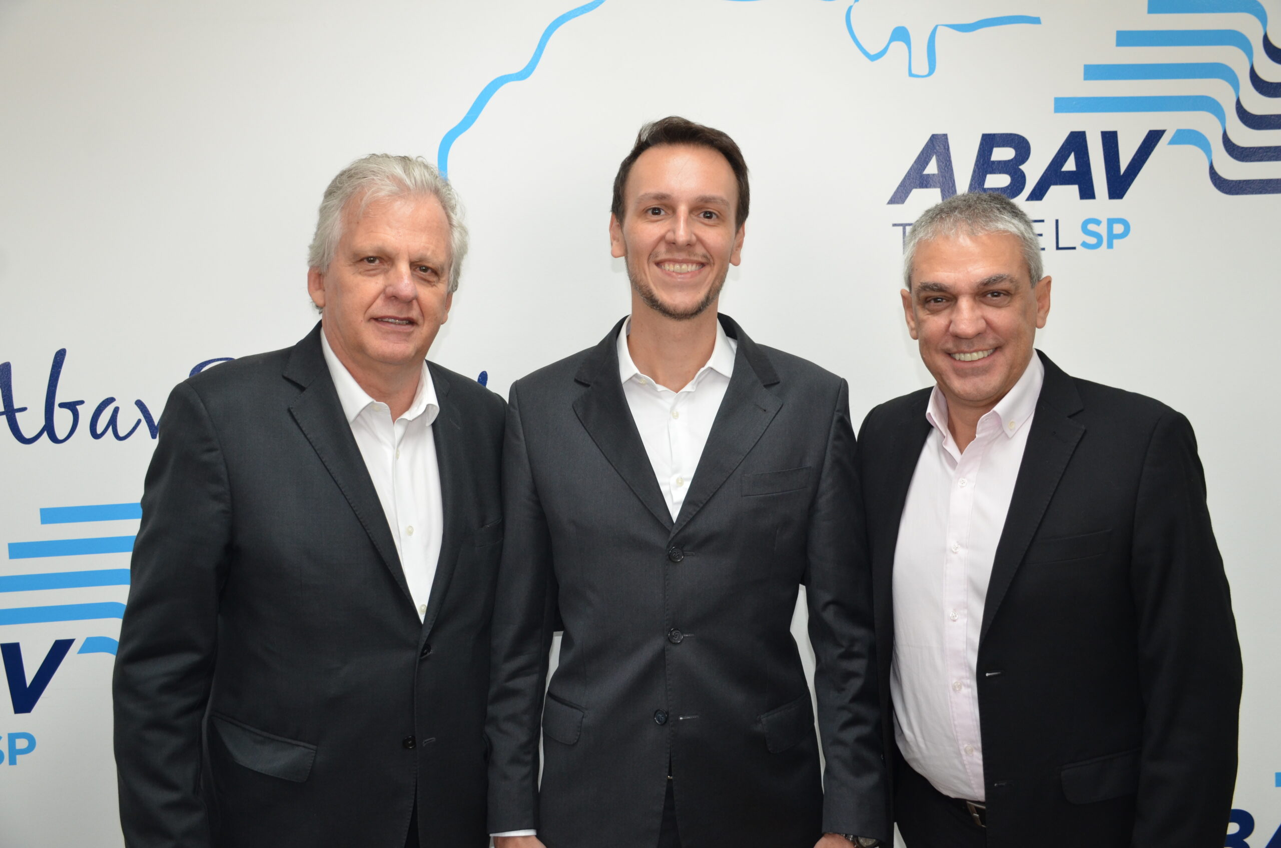 Edmar Bull, Bruno Waltrick e Fernando Santos, da Abav-SP l Aviesp Edmar Bull, Bruno Waltrick e Fernando Santos, da Abav-SP l Aviesp