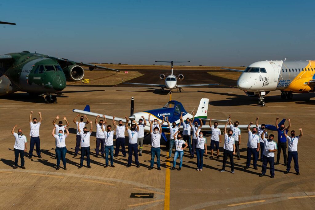 Embraer prorroga inscrições para programa de estágio