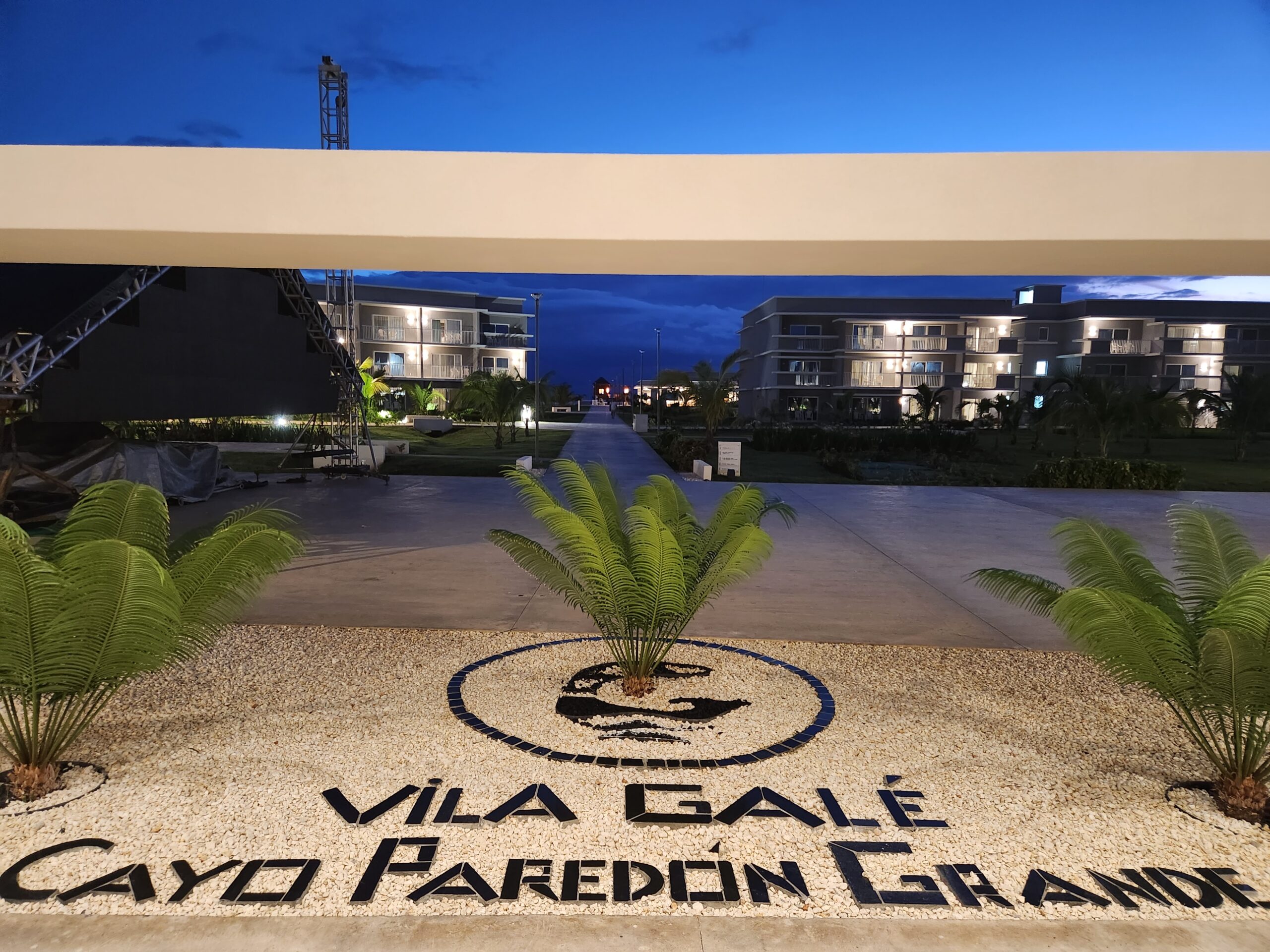 Entrada para os blocos de apartamentos