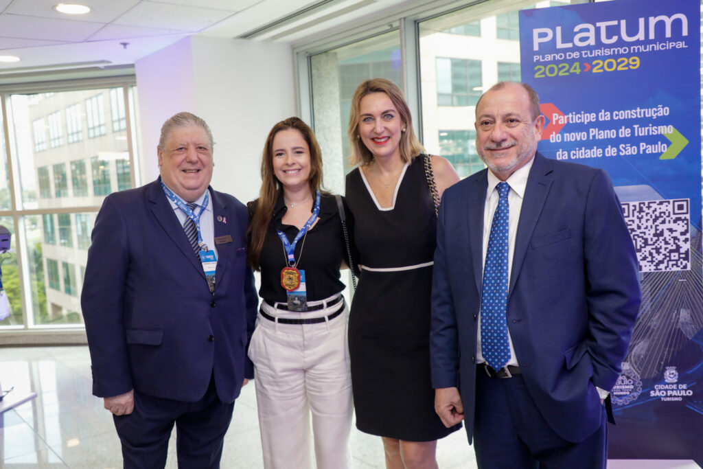 Fernando Guinato, diretor do Sheraton e do WTC Events Center, Fernanda Herbella, da Deatur, Luciane Leite, da Setur-SP, e Toni Sando, do Visit São Paulo