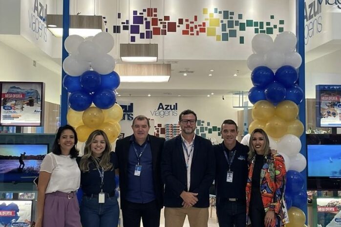 Azul Viagens inaugura loja no Shopping Granja Viana (SP) Azul Viagens inaugura loja no Shopping Granja Viana (SP)