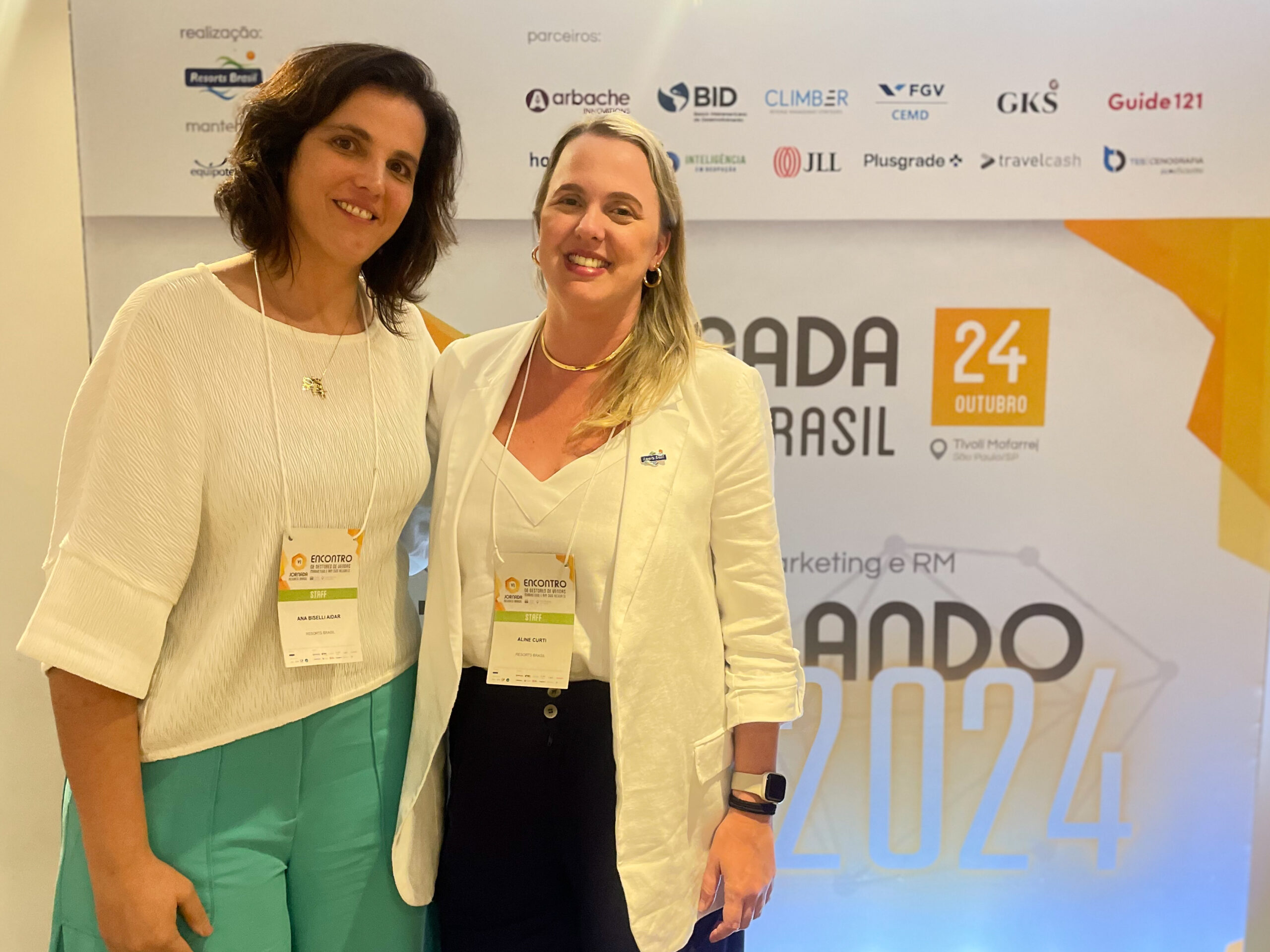 Ana Biselli e Aline Curti, da Resorts Brasil Ana Biselli e Aline Curti, da Resorts Brasil