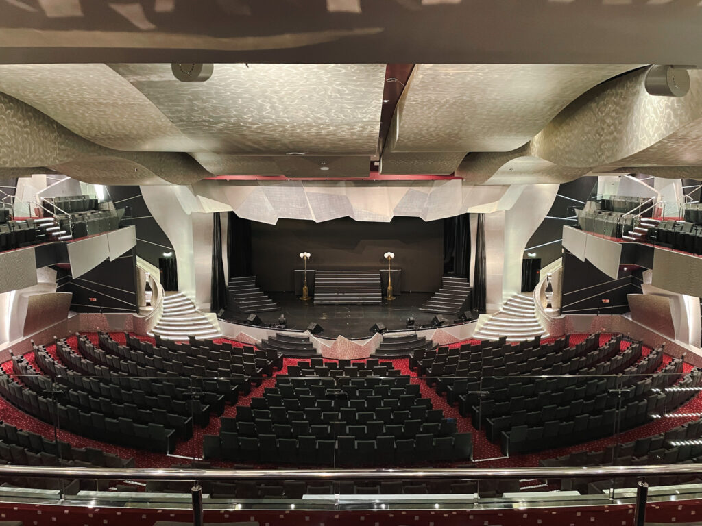 Teatro Platinum Theatre