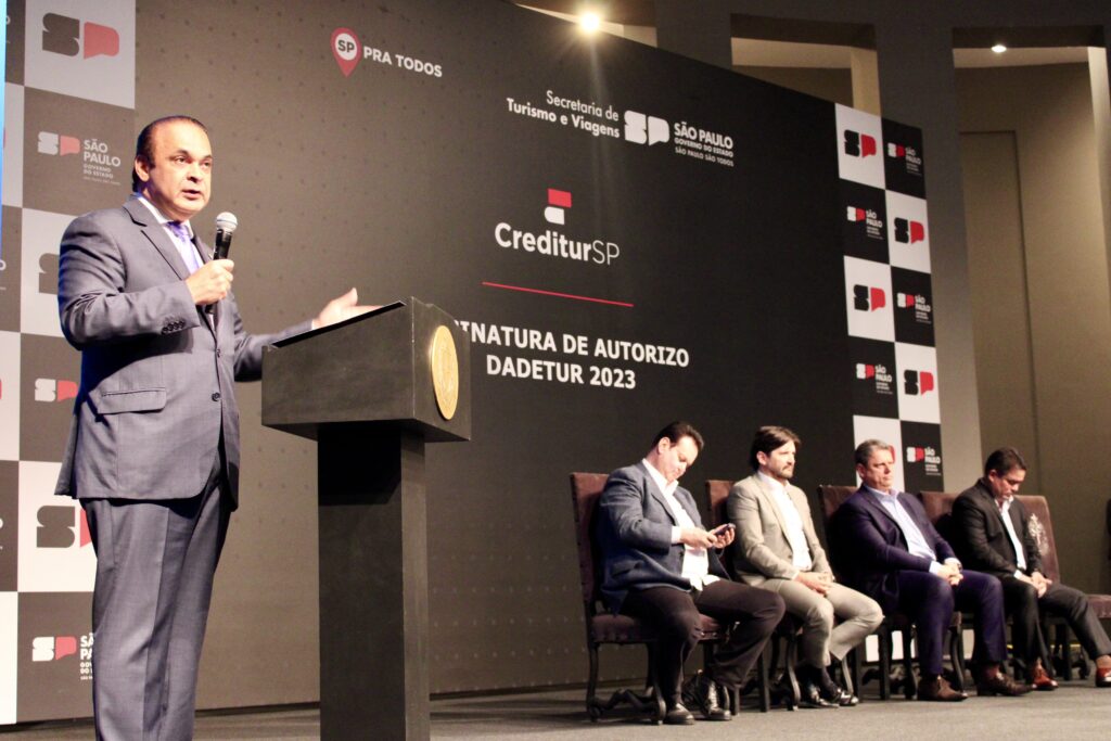 São Paulo lança o maior programa de crédito turístico do Brasil com R$ 4 bilhões de investimento São Paulo lança o maior programa de crédito turístico do Brasil com R$ 4 bilhões de investimento