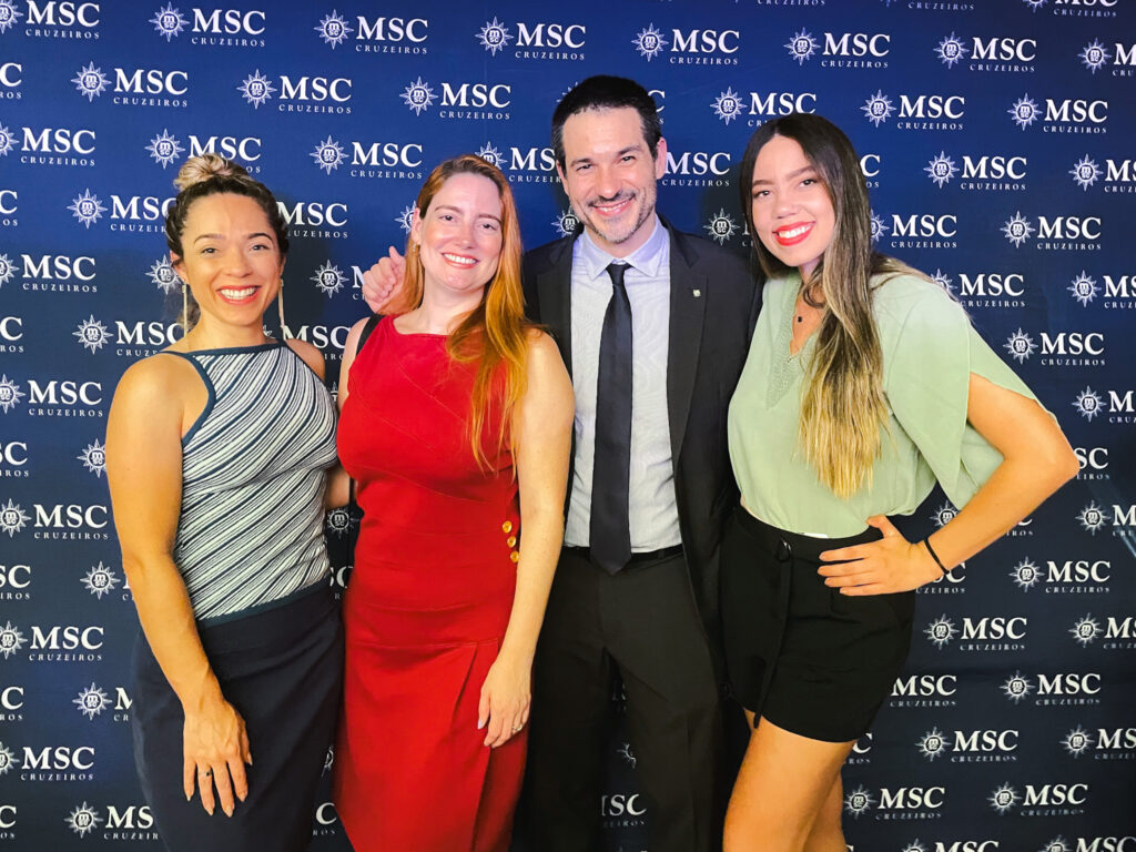 Lívia Ribeiro, Fernanda Zebral, Ignacio Palacios e Larissa Santos, da MSC