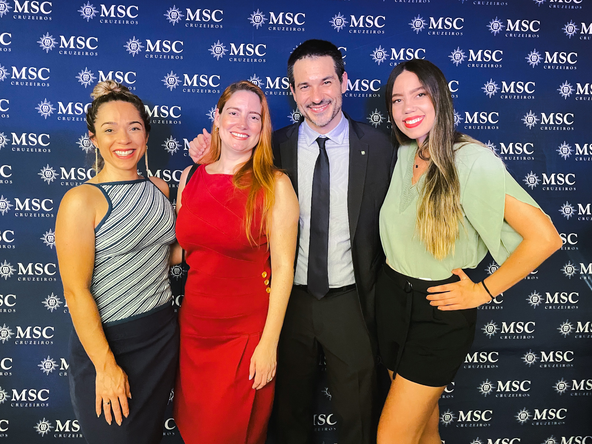 Lívia Ribeiro, Fernanda Zebral, Ignacio Palacios e Larissa Santos, da MSC Lívia Ribeiro, Fernanda Zebral, Ignacio Palacios e Larissa Santos, da MSC