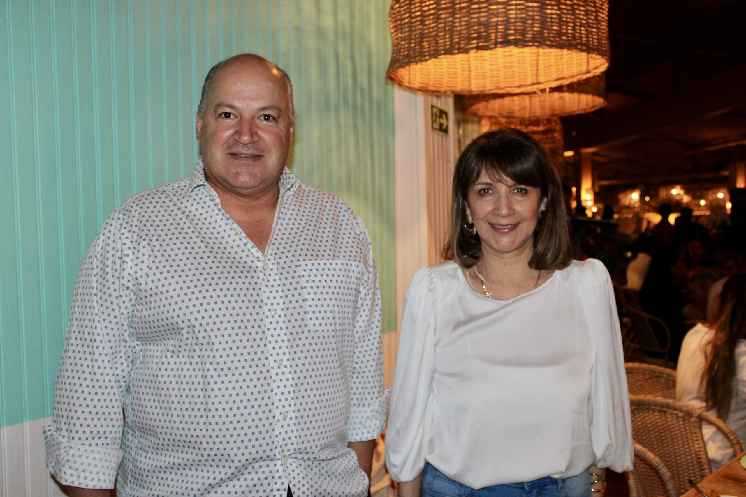 Luis Calle, do Temptation, e Angela Martinez, do Solar