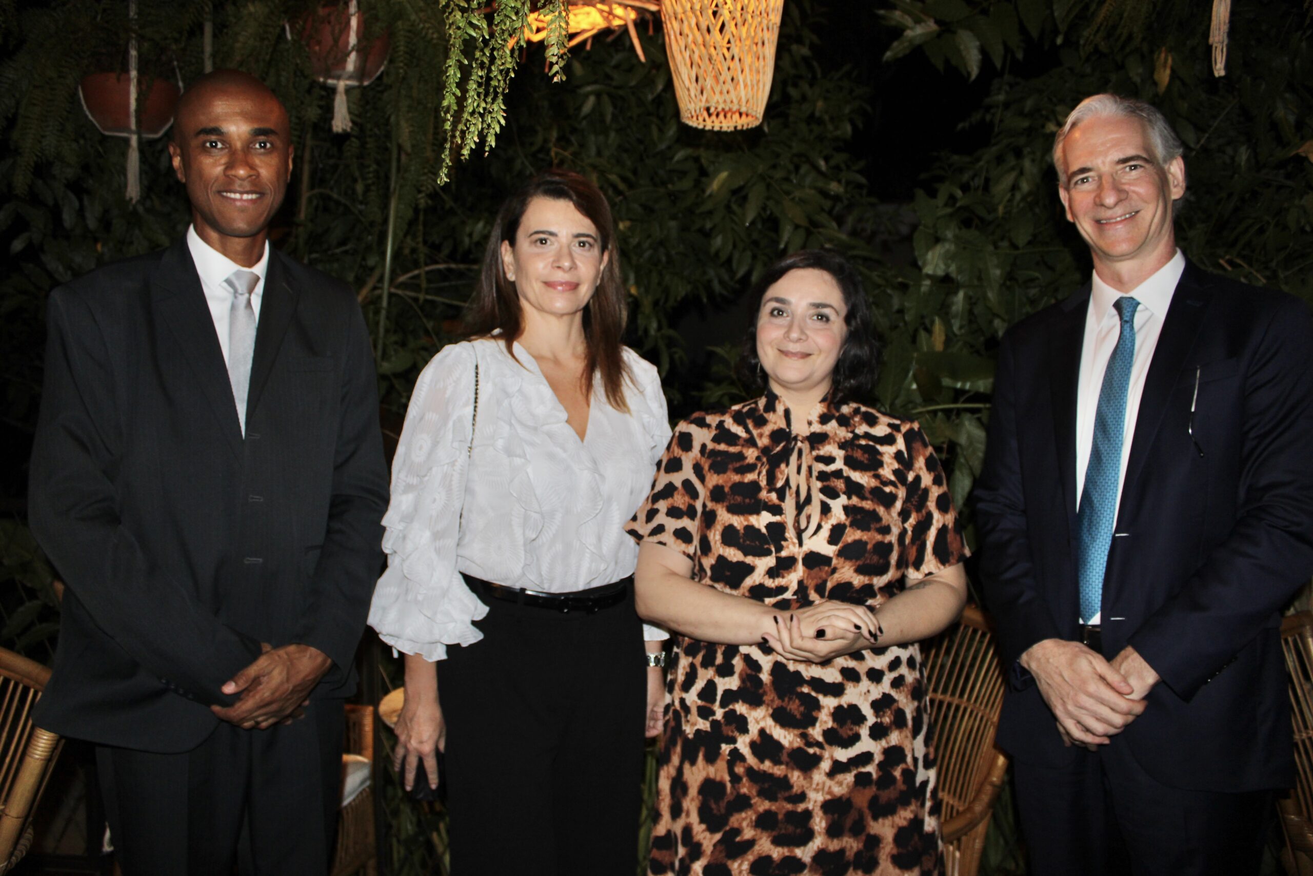 Luis Sobrinho, da Setur-SP, Carla Schnapp, da Bernadi Scnapp Advogados, Alessandra Madeu, da Gate Gourmet, e Ricardo Bernardi, da Bernadi, da Bernadi Schnapp Advogados Luis Sobrinho, da Setur-SP, Carla Schnapp, da Bernadi Scnapp Advogados, Alessandra Madeu, da Gate Gourmet, e Ricardo Bernardi, da Bernadi, da Bernadi Schnapp Advogados