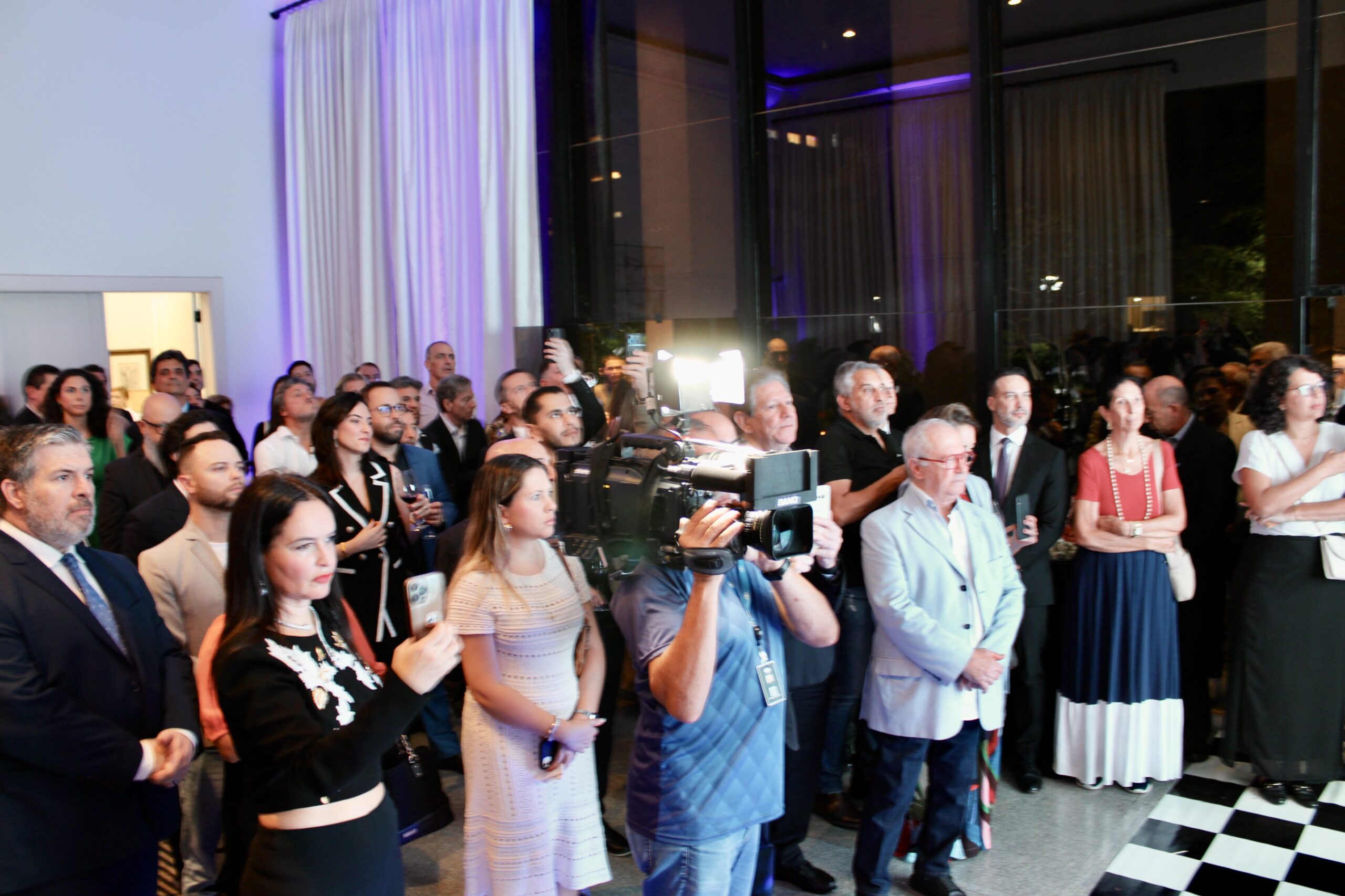 Mais de 100 convidados participaram do evento Mais de 100 convidados participaram do evento