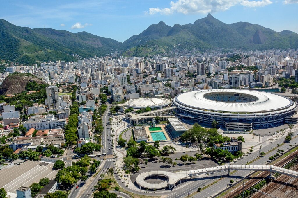 Busca por passagens para final da Libertadores cresce mais de 420%, diz Decolar Busca por passagens para final da Libertadores cresce mais de 420%, diz Decolar