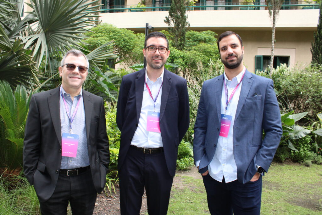 Marcel Frigeira, da IBM, Marcos Marques, da BCD, e Carlos Schwartzmann, do Costa Brava
