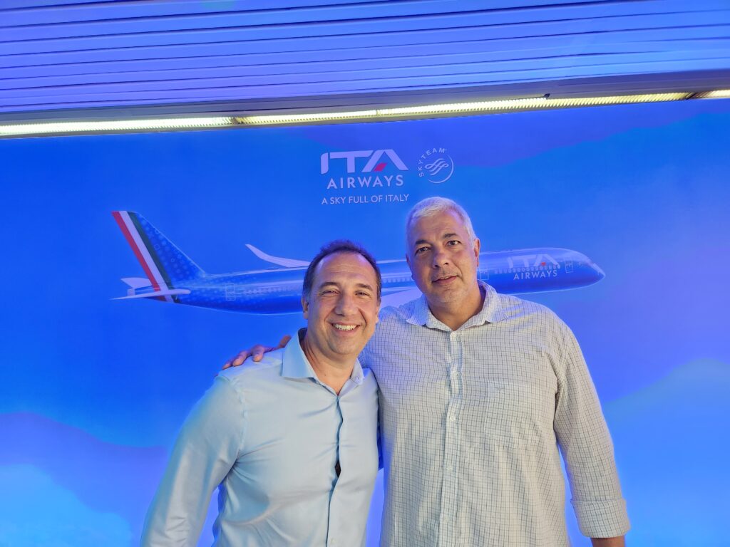 Marcelo Siciliano, presidente da Abav-RJ, e Bruno Mattos, subsecretário municipal de Turismo Marcelo Siciliano, presidente da Abav-RJ, e Bruno Mattos, subsecretário municipal de Turismo