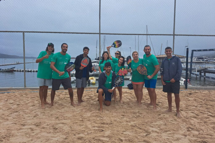 Aruba Open Beach Tennis Championships abre inscrições Participantes da Track & Field Experience durante o evento (Divulgação)