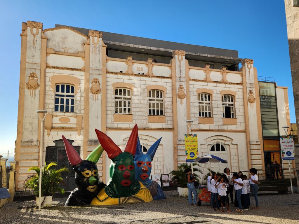 Prédio histórico abriga o Mudeu do Carnaval