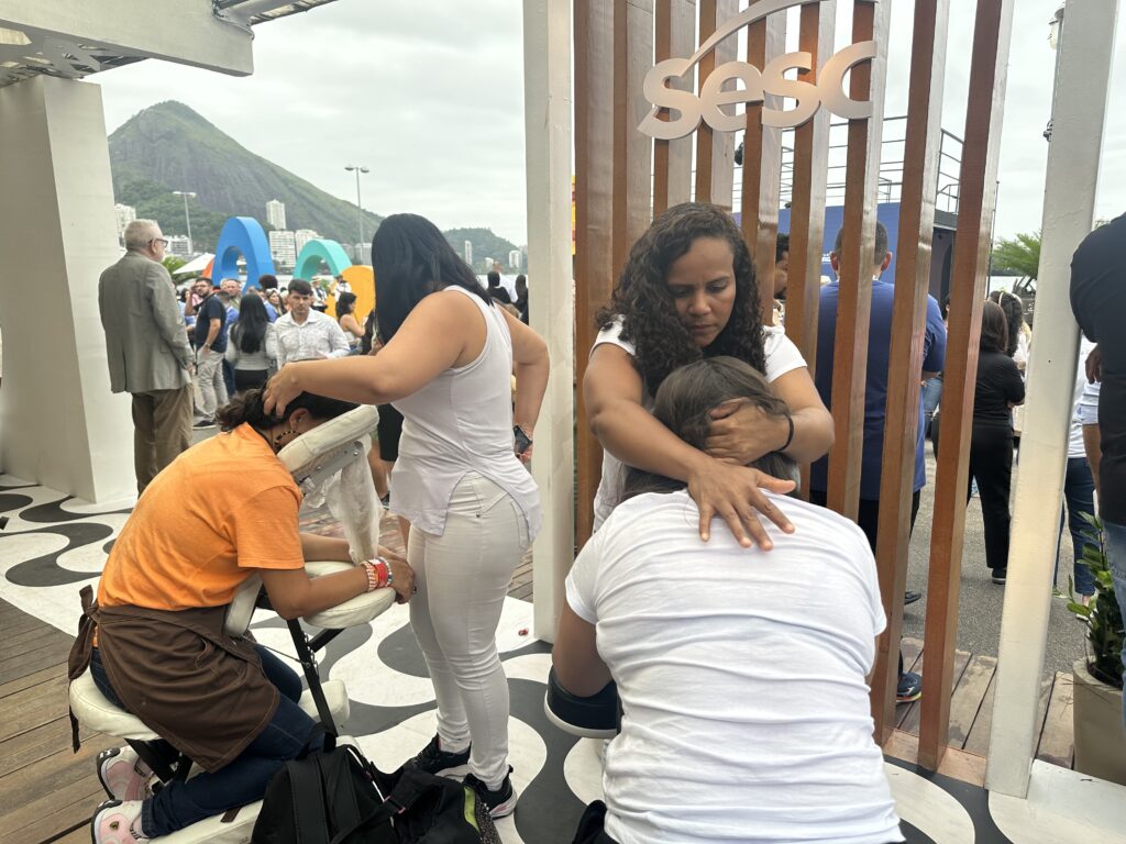 Público pode receber massagens
