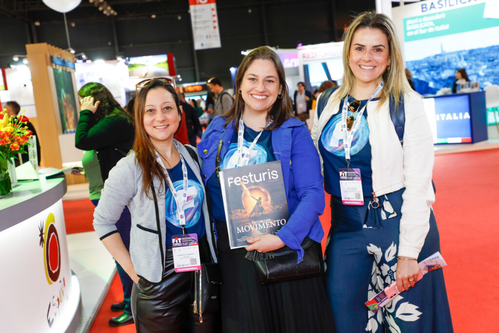 Roberta Toussaint, Laura Gallas, e Kenia Jaeger, do Festuris Roberta Toussaint, Laura Gallas, e Kenia Jaeger, do Festuris